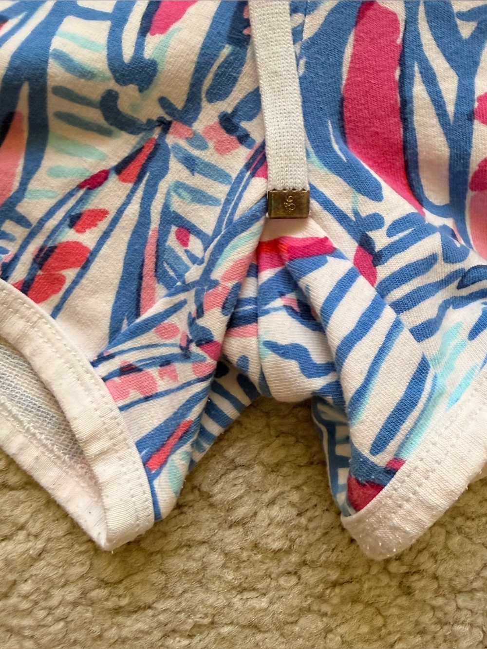Lilly Pulitzer Chrissy Shorts Red Right Return - Picture 3 of 10